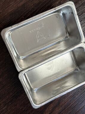 Title: Vintage Fox Small Mini Loaf Pans Set of 2 Made in USA Aluminum Baking
